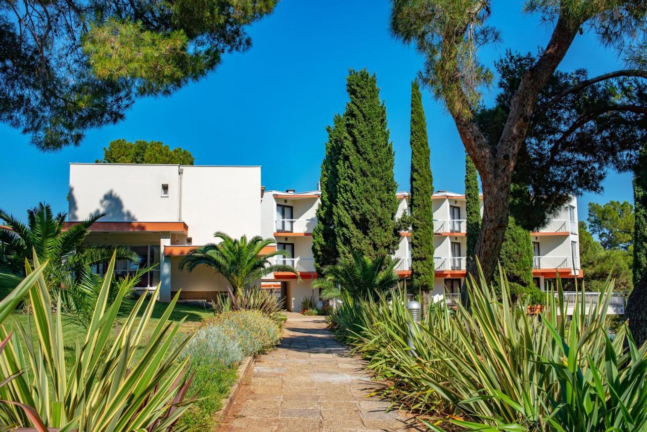 Centinera Resort Banjole Buitenkant foto