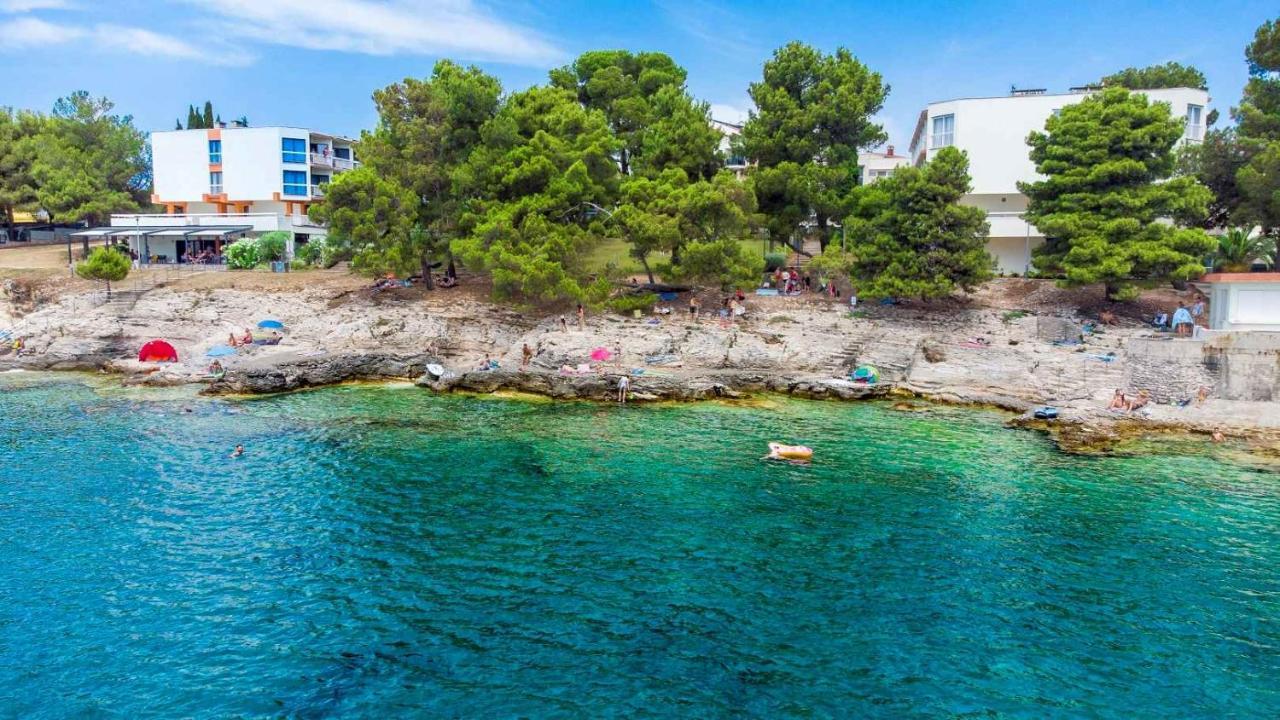 Centinera Resort Banjole Buitenkant foto