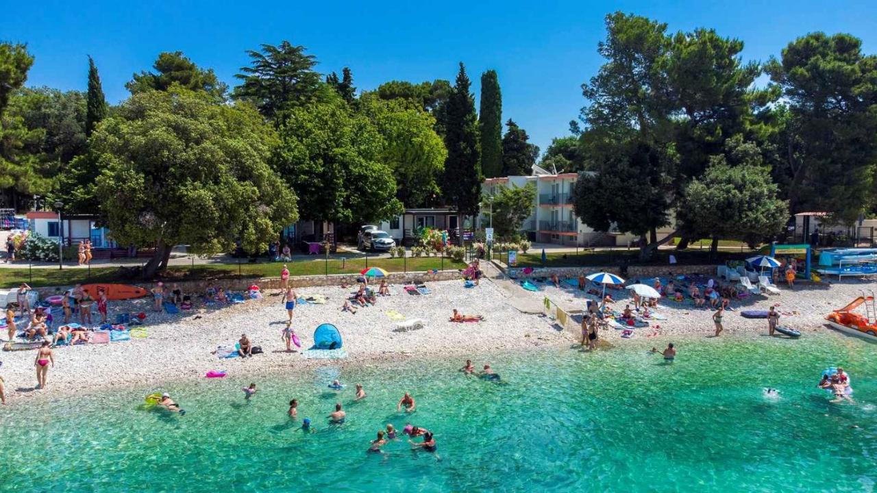 Centinera Resort Banjole Buitenkant foto