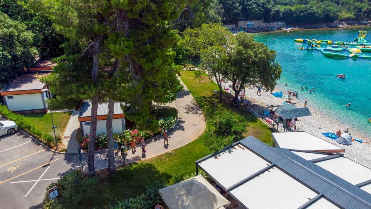 Centinera Resort Banjole Buitenkant foto
