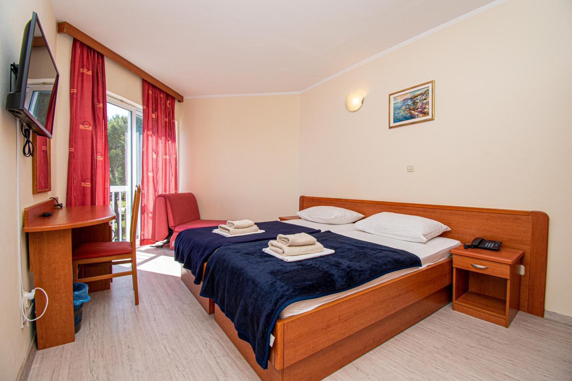 Centinera Resort Banjole Buitenkant foto
